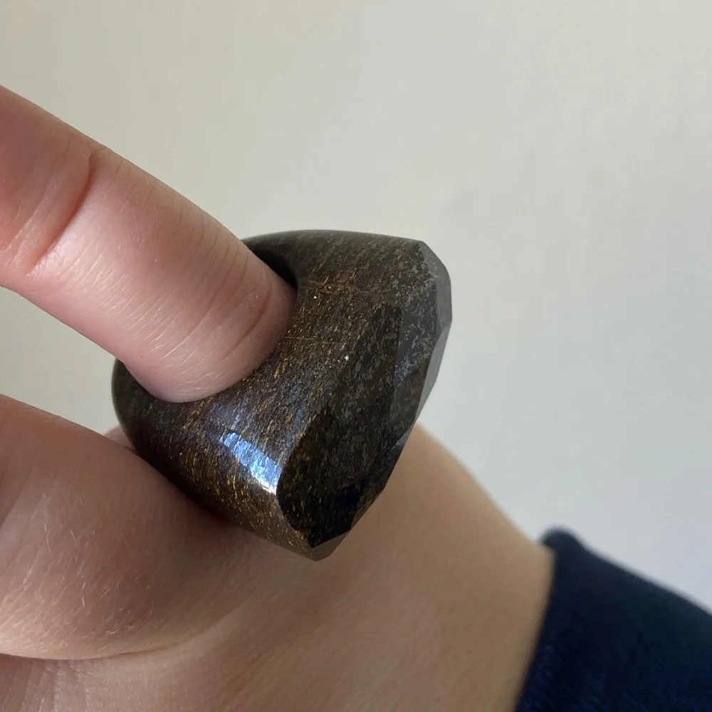 Gemstone ring, size 8